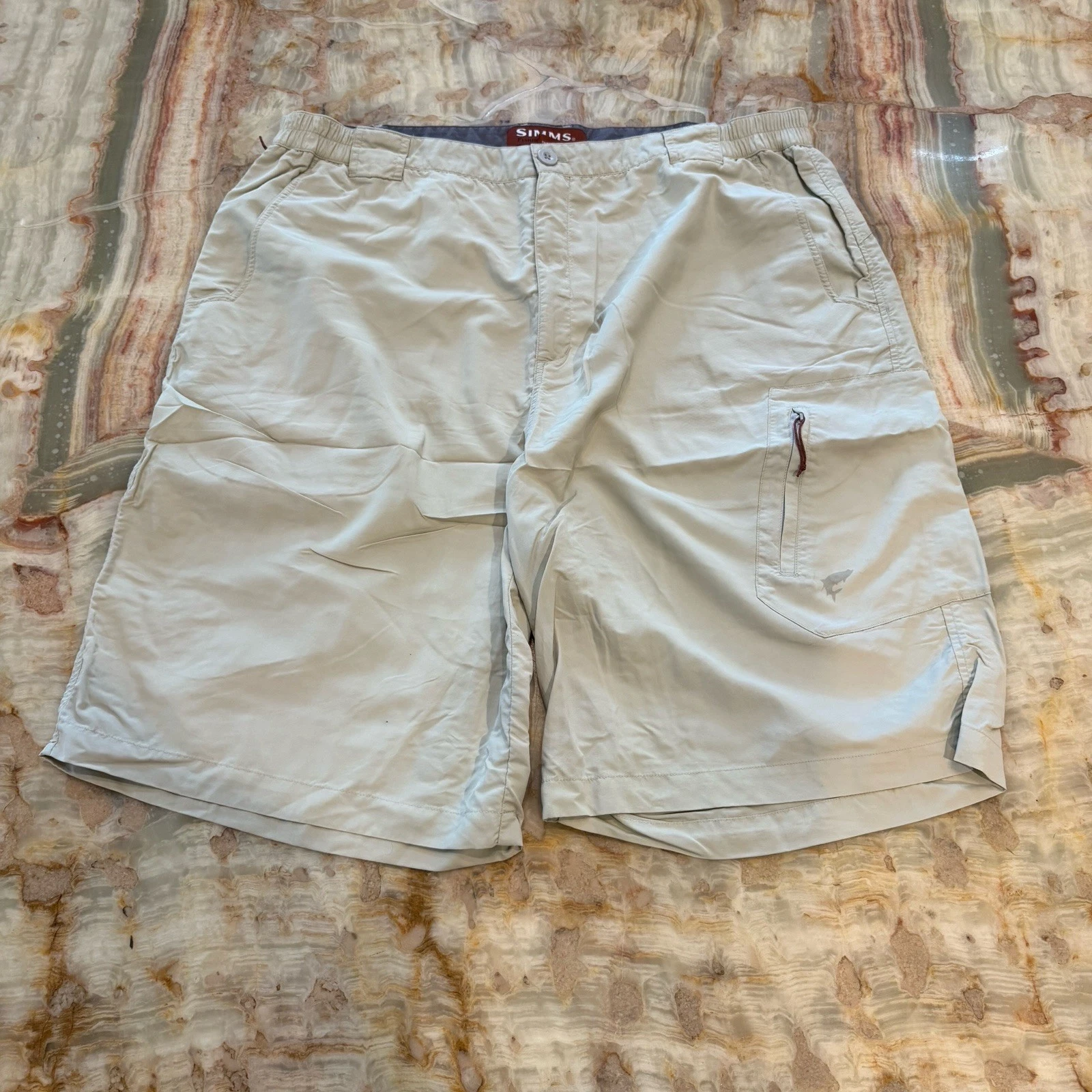 Simms Mens COR3 Fishing Cargo Shorts Beige Zip Pocket Lightweight Outdoor XL