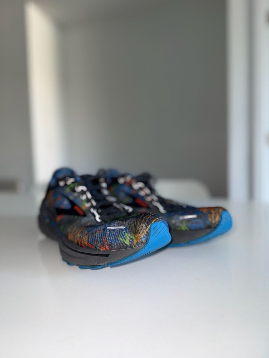 Brooks Adrenaline GTS 22 Graffiti Running Shoes Men display picture 3