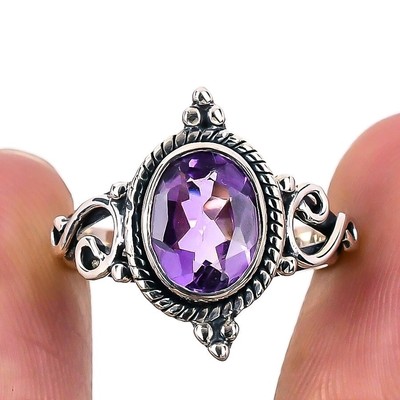 Natürlicher ethnischer Amethyst Statement Verlobungsring Frau Größe 7,5 Sterlingsilber