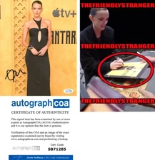 ELEKTRA KILBEY signed 8X10 Photo EXACT PROOF e SHANTARAM Lisa SEXY Hot ACOA COA