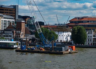 Foto 12x8 Globus Theater Uferansicht von der Millennium Bridge. c2016
