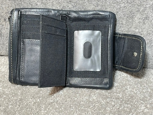 Picture 4 of 8
