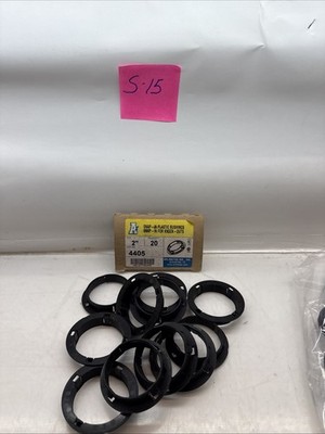Arlington Industries 4405 2 in. Snap-in Bushing QTY 11