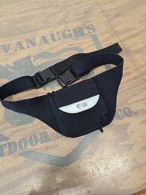 Salty Case Logic Fanny Pack Portable Walkman Waist Belt Holder Black Neoprene