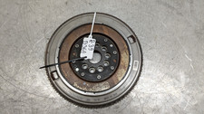 VOLVO XC40 FLYWHEEL AUTOMATIC 2.0 MHEV PETROL HYBRID 32249431 2024