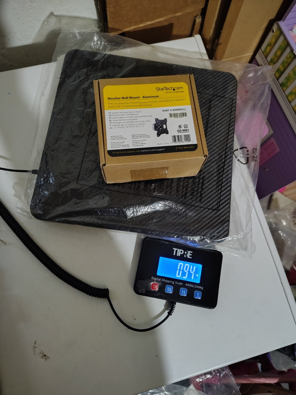 New PIVOTING MONITOR WALL MOUNT (13-34" Screens)