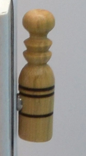 Magnet en bois tourné (732) - Photo 1/1