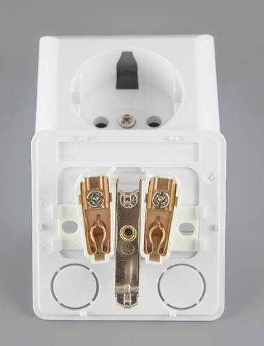 NUEVOS enchufes empotrados Schuko 1 doble, 2 veces, 3 compartimentos y 4 unidades o distribuidor - Imagen 9 de 24