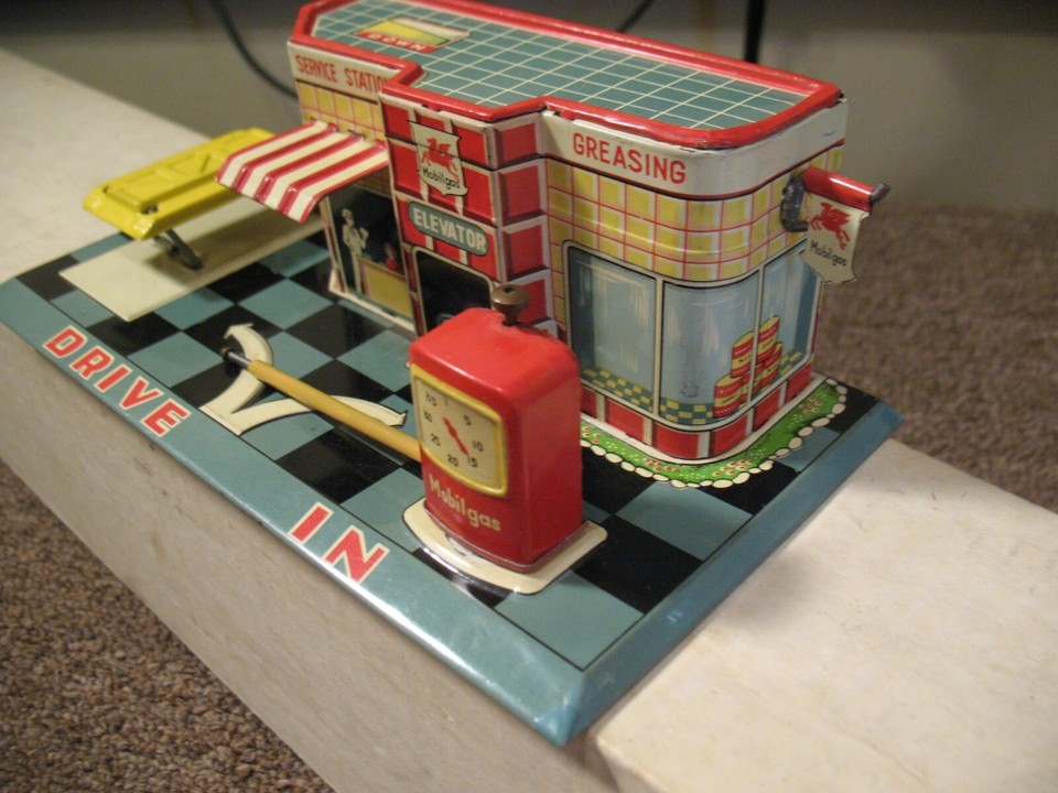 Vintage Made in Japan K Tin Lithograph Mobil Gas Service Station eBay