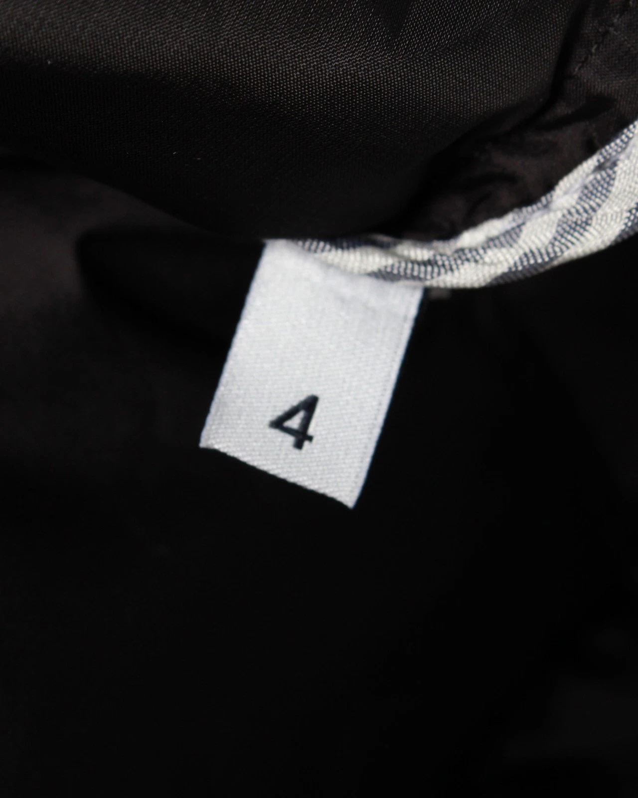 Moncler Giubbotto imbottito trapuntato in nylon uomo nero Xl