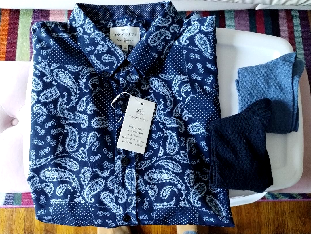 blue bandana dress shirt CON.STRUCT 4-Way Stretch S/S Button-Down Shirt Bandana Design SZ XL  w/Socks!!
