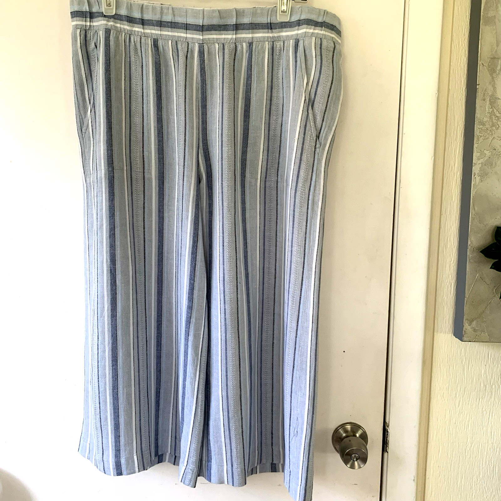 NWT Rachel Zoe striped linen blend elastic waist short pants size L