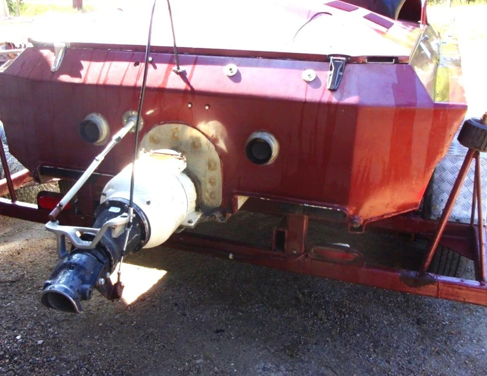 21ft aluminum jet boat - Image 3 of 3