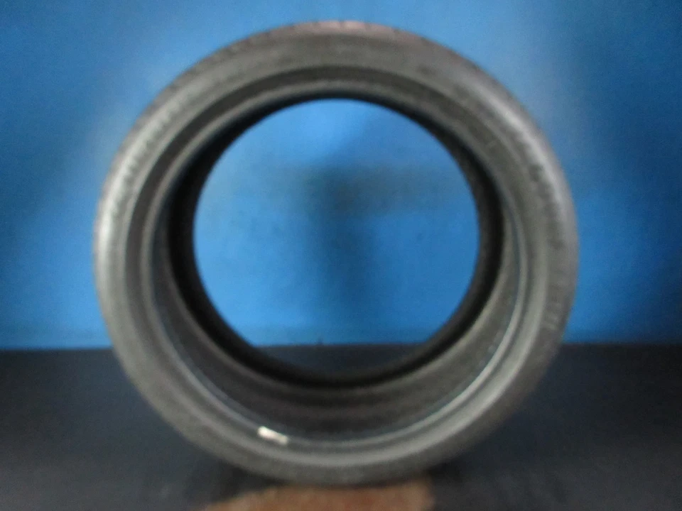 Used Goodyear Eagle Exhilarate   225 40ZR 18   7-8/32 Tread  No Patch  1204D Foto 3 de 4