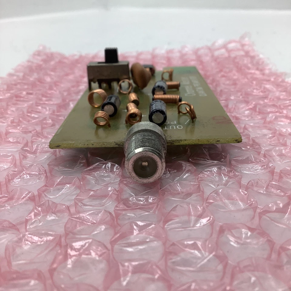 Channel Master Quantum Preamplifier Cartridge Antenna Amplifier 02-1061-1 - Image 2 of 4