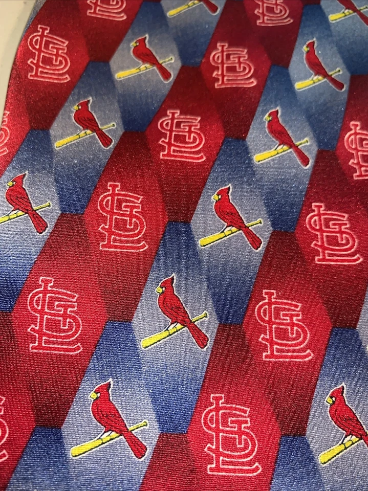 Corbata de cuello de seda roja MLB pájaro rojo de los Cardenales de San Luis para hombre 4” de ancho usada en excelente estado 100 % seda Foto 2 de 4