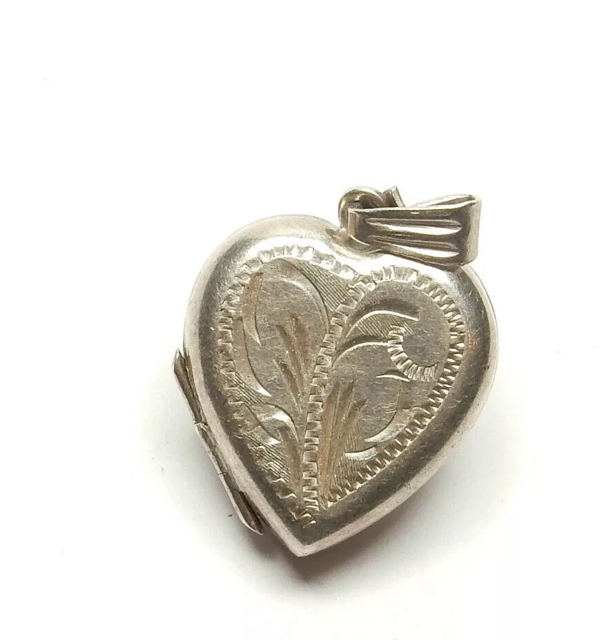 Sterling silver hotsell jam locket