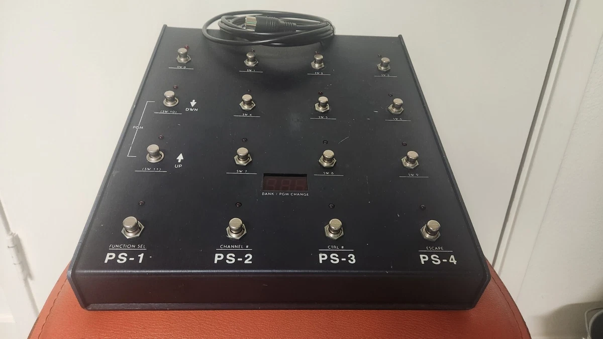 CAE Custom Audio Electronics CS-10 Switcher Foot Pedal Robert Bob Bradshaw