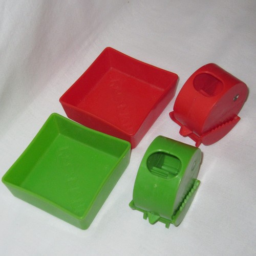 1980 Pac Man Board Game Replacement Parts Piece Red Green - Milton Bradley MB - Picture 3 of 3