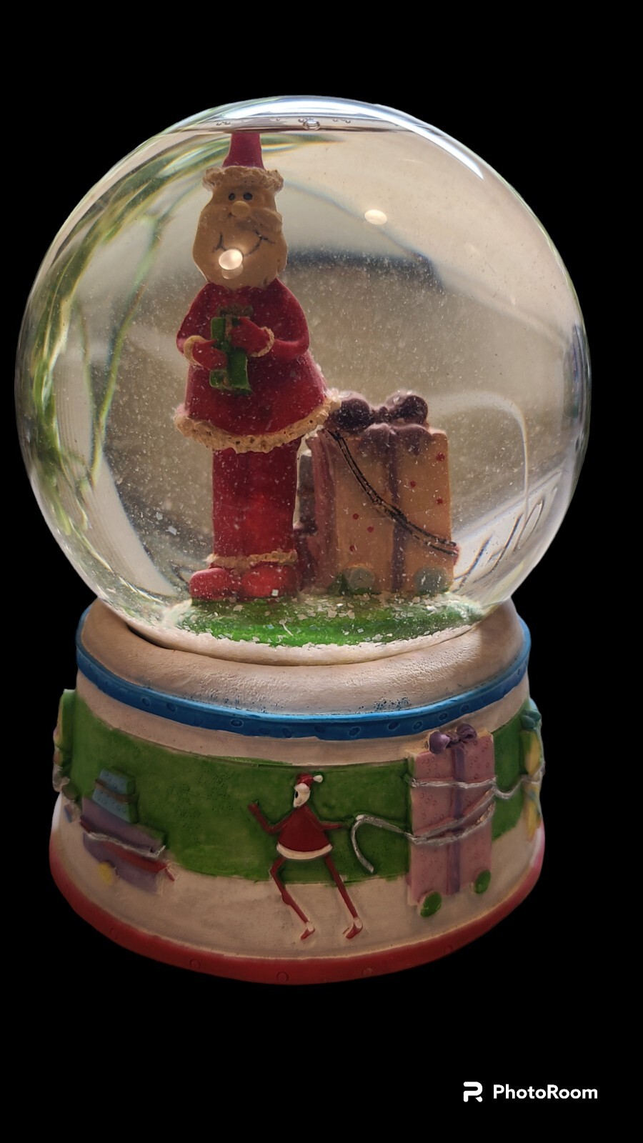 Santa Claus Christmas Snow Globe Holiday Decoration 🎄🎅🎁
