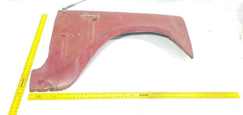 Guardabarros delantero derecho International Scout 800 1961 1969 OEM para reparación rojo Foto 2 de 4