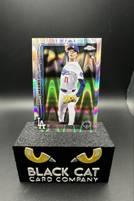 2025 Topps Chrome - Roki Sasaki #217 RayWave Refractor (RC)