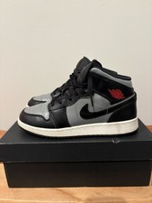 Air Jordan 1 Mid GS Shadow Red Size 7Y Men
