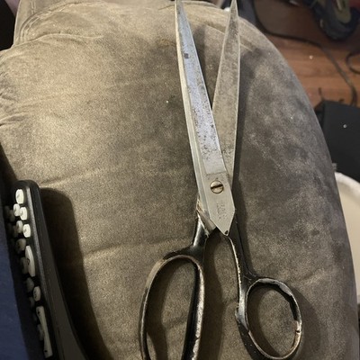 Vintage Metal CLAUSS Dressmaker's Scissors & Shears USA 3750, 10  Black Handle