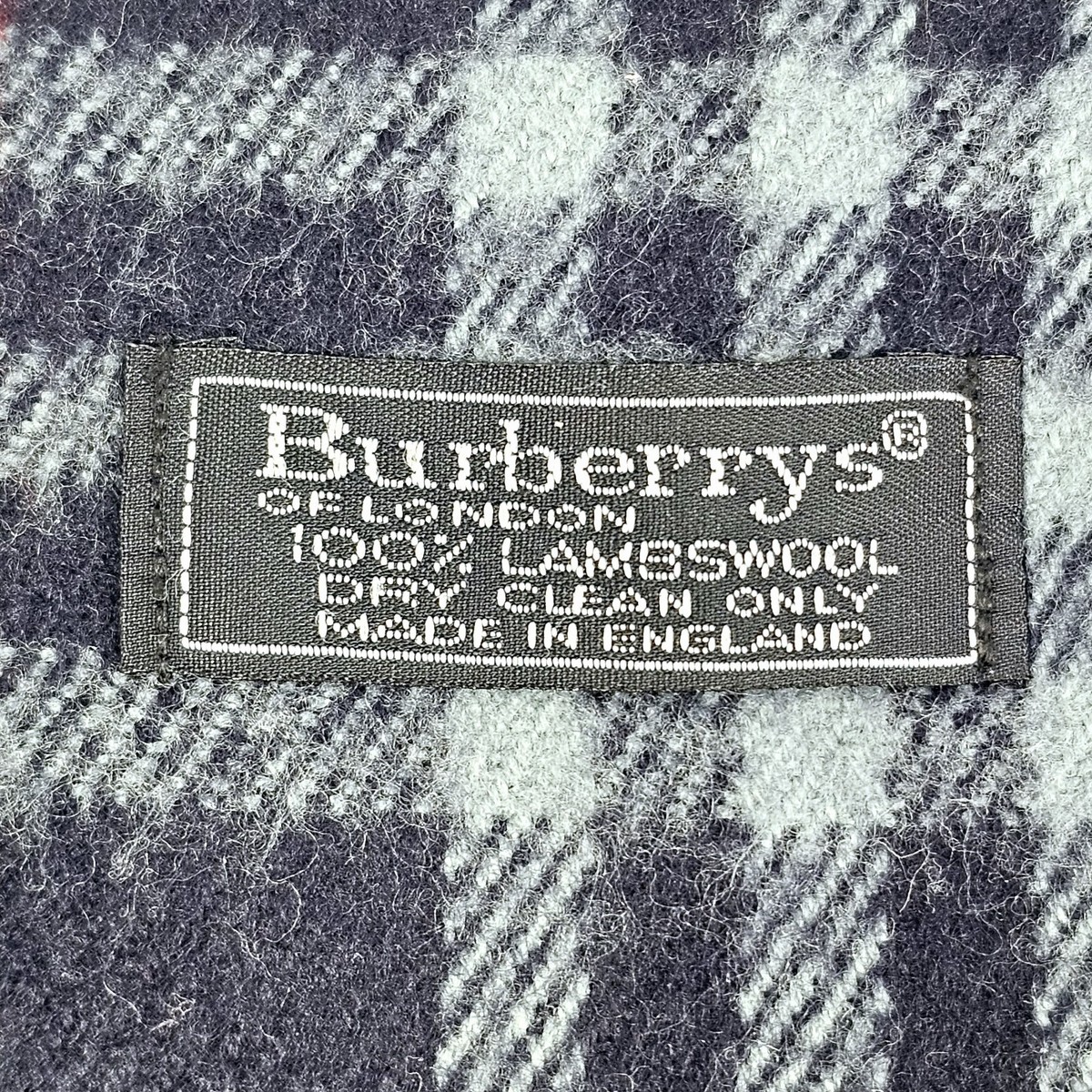Burberry Unisex Dark Blue Navy Classic Check 100% Lambswool Scarf