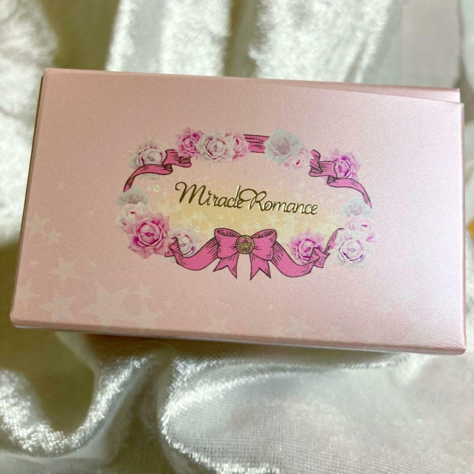 SAILOR MOON - Miracle Romance Shining Powder Makeup Bandai