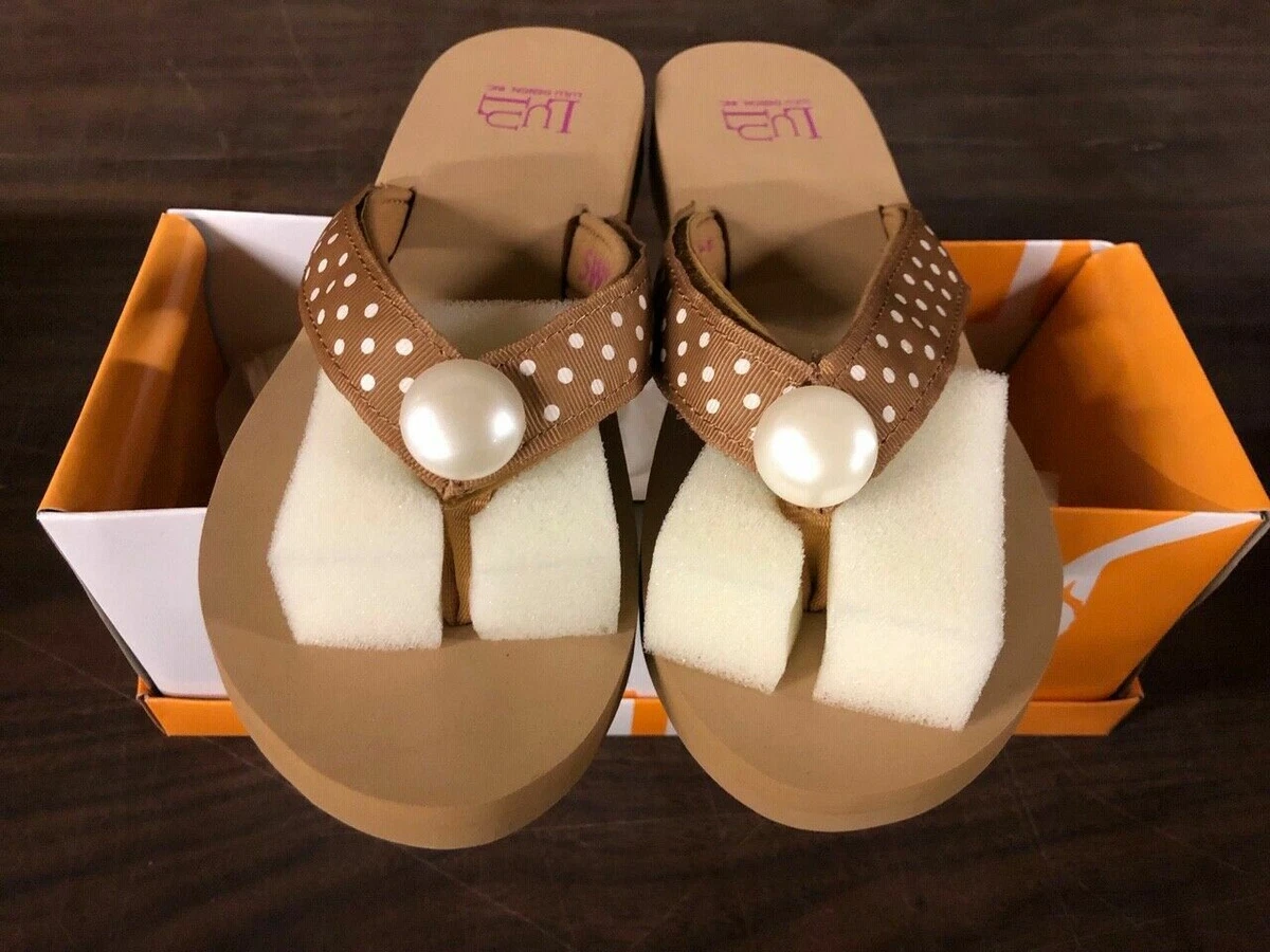 Switchflops Lauren Tan Flat With Changeable Straps Sandal