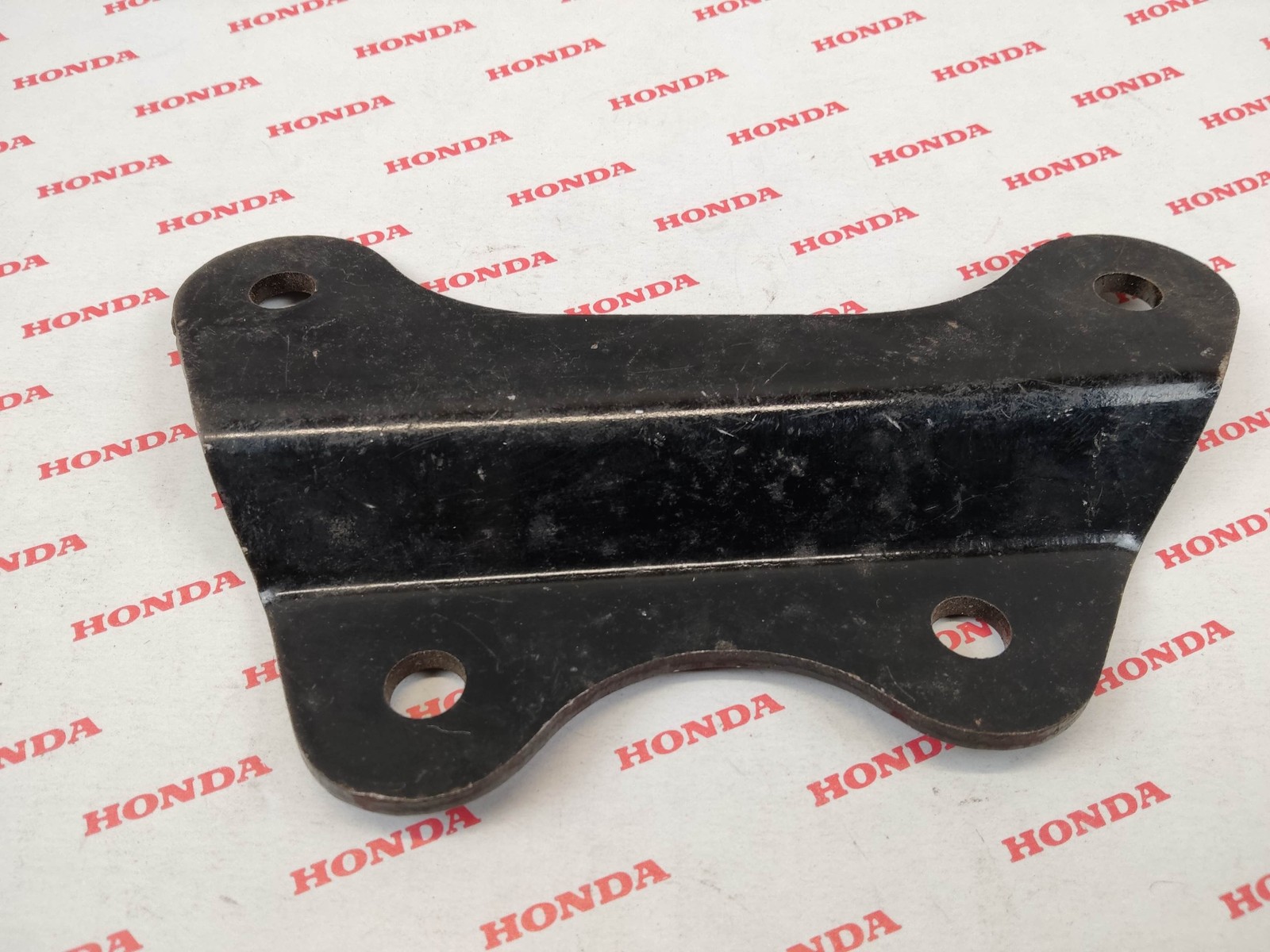 Plaque support moteur Honda CB450 et CB500T en acier d'origine pièce 50355-292-000B