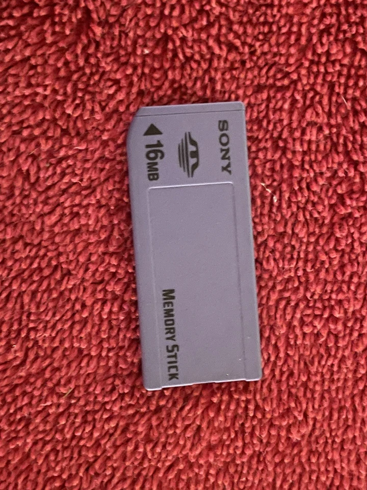 Sony Cyber-Shot DSC-S85 Gray 4.1MP Digital Camera Not Tested - Image 2 of 4