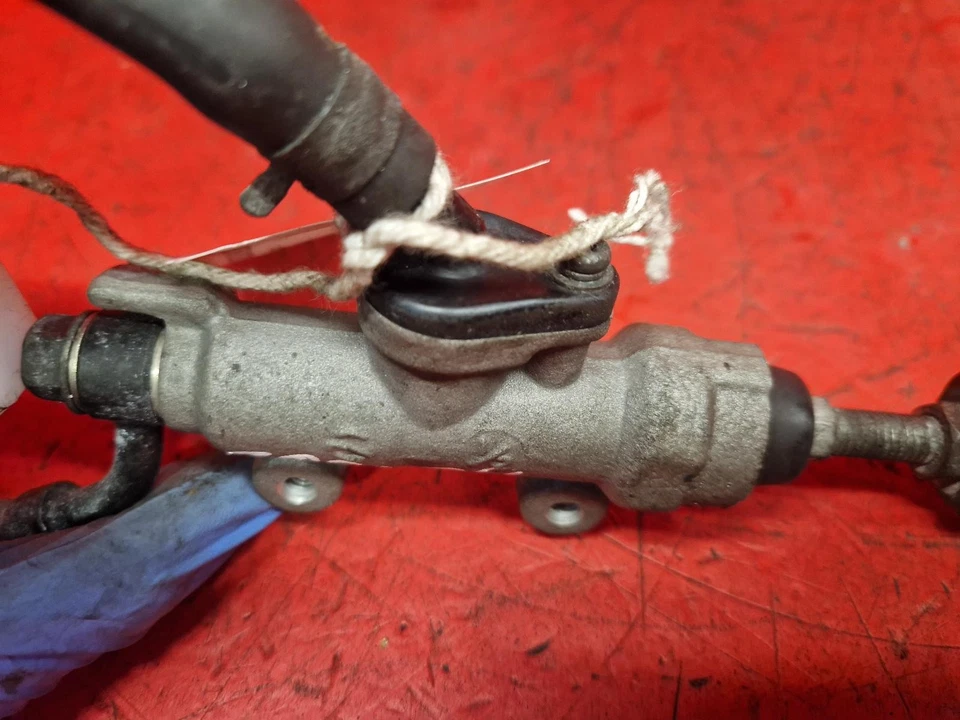 HONDA CRF FRENO MAESTRO CILINDRO MONTAJE TRASERO 2018 1,0 L GASOLINA  - Imagen 4 de 4