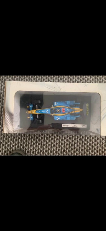 Renault F1 R24 2004 1/18 Jarno Trulli ""Mild Seven"" raro coleccionable Foto 2 de 3