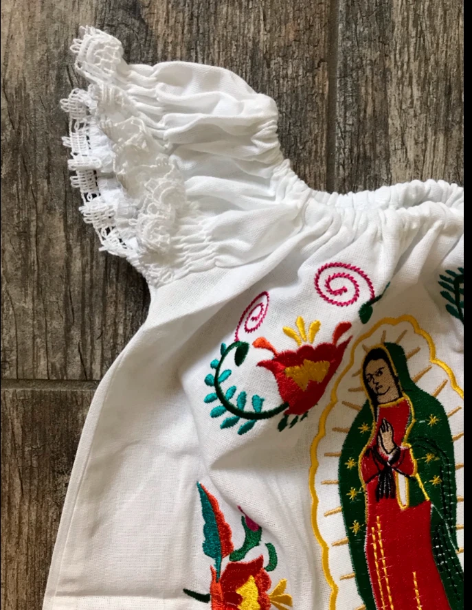 Vestido infantil bordado mexicano Virgen de Guadalupe Bordado De Niña  - Imagem 2 de 3