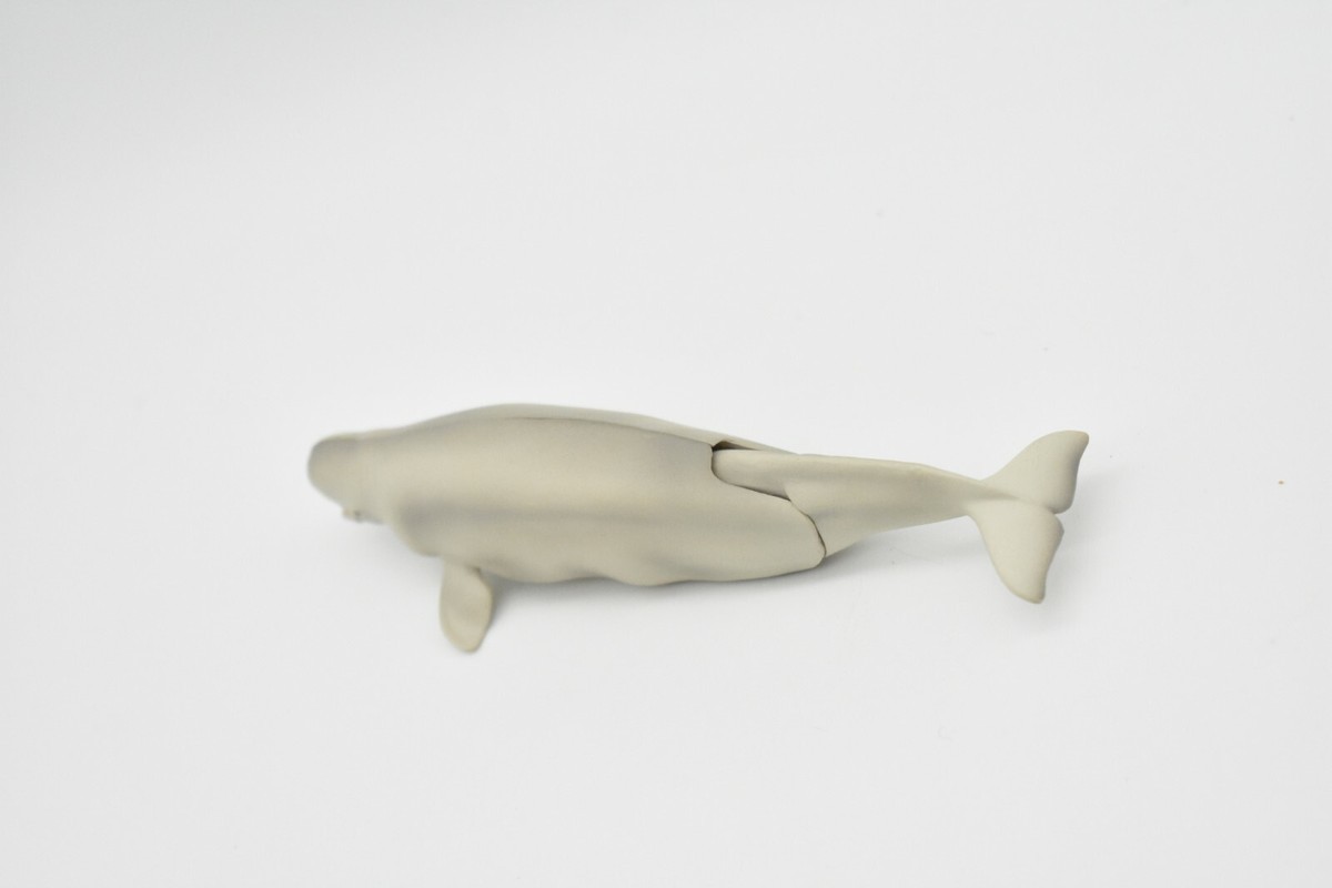 Beluga Whale, Movable Parts Beautiful Plastic Replica 4.5