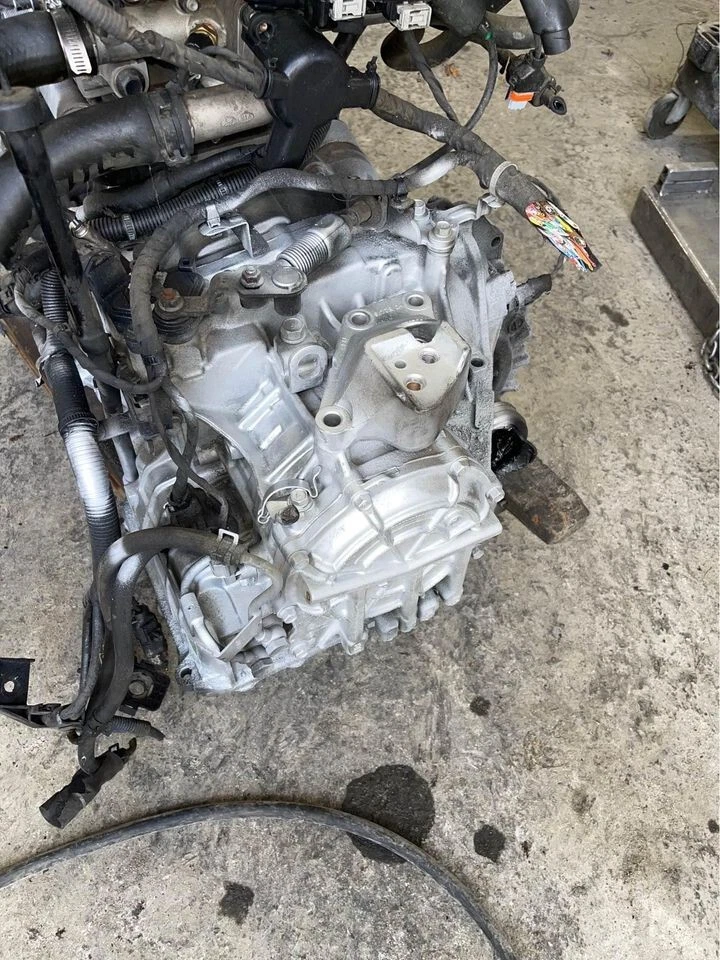 Hyundai Elantra 2008 2009 transmisión manual sedán 2,0 L 70 k millas fabricante de equipos originales Foto 4 de 4