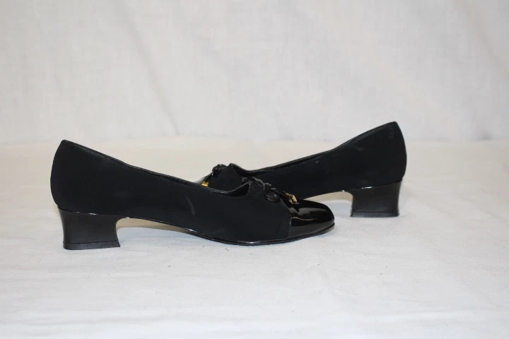 Mocasines de gamuza negros estilo suave HUSH PUPPIES con puntera y lazo patentados para mujer 8M-B80 Foto 4 de 4