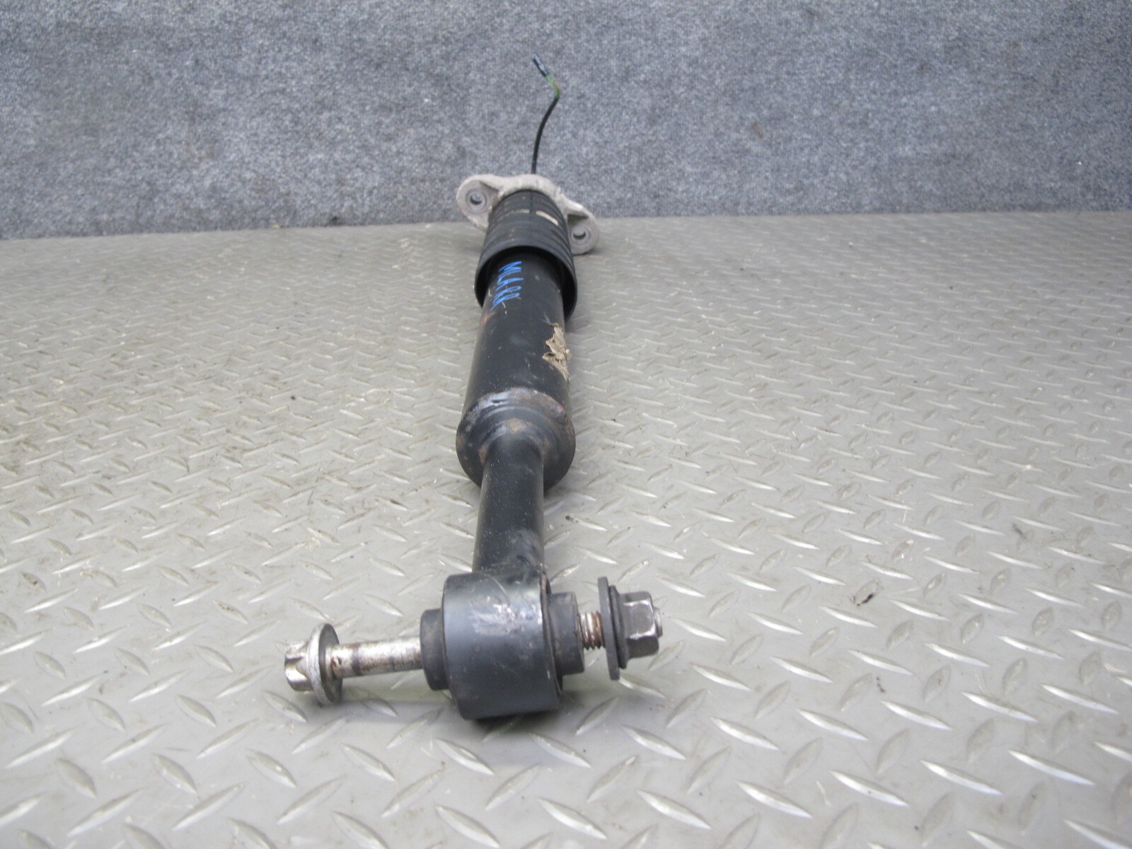 2017-2020 MASERATI LEVANTE M161 AWD REAR RIGHT AIR STRUT SHOCK ABSORBER