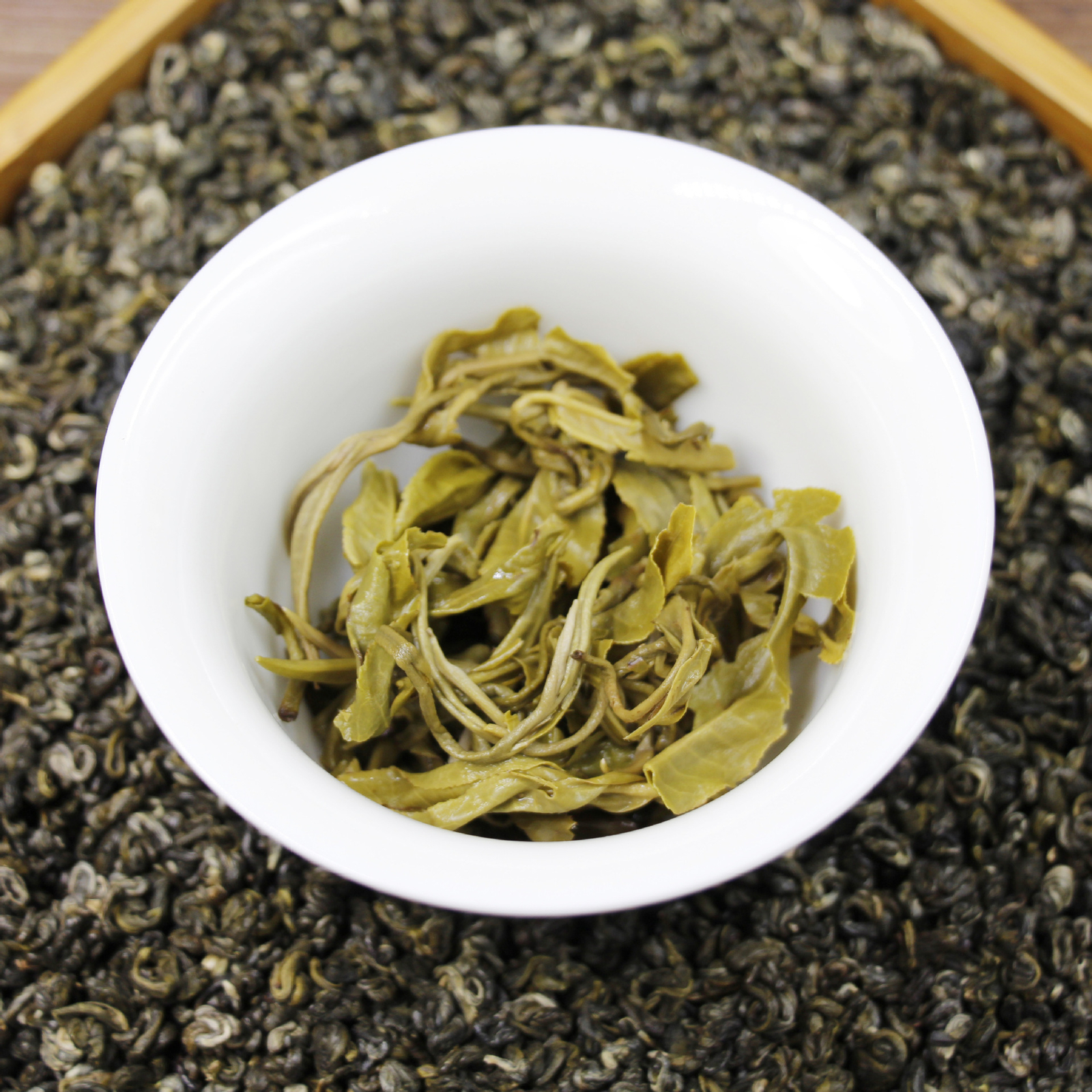 Yunnan Plateau Organic Bi Luo Chun Green Snail Spring Green Tea Biluochun 250g