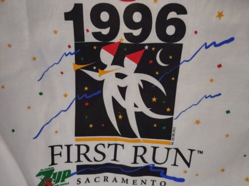 Brand New Vintg 1996 LG Sacramento 1st Run Tee Jays Brand T-Shirt w/Long Sleeves - Afbeelding 1 van 6