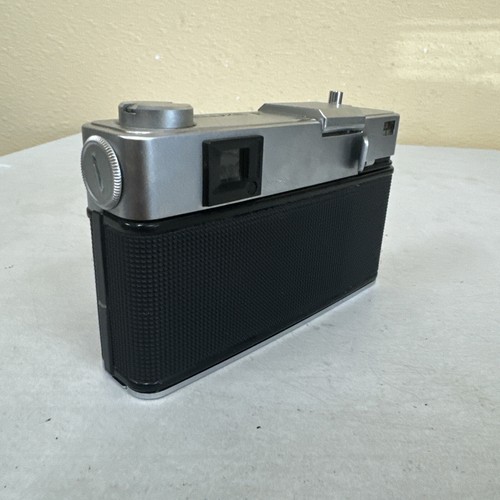 KONICA EE MATIC Deluxe F Camera w/ HEXANON 42mm 1:2.8 Lens Tested Functional - Picture 4 of 11
