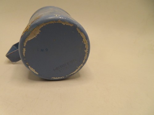 CHARLIE Body Silk Perfumed Powder 3 oz Blue Shaker Vintage Cosmetics EMPTY WORN - Picture 5 of 5
