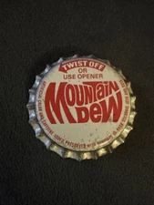 Vintage  Mountain Dew "White Aluminum Twist Off Cap Rare
