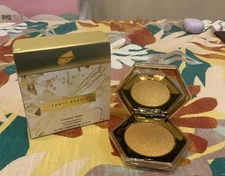 Fenty Beauty Diamond Bomb ( TROPHY WIFE 05) New Release