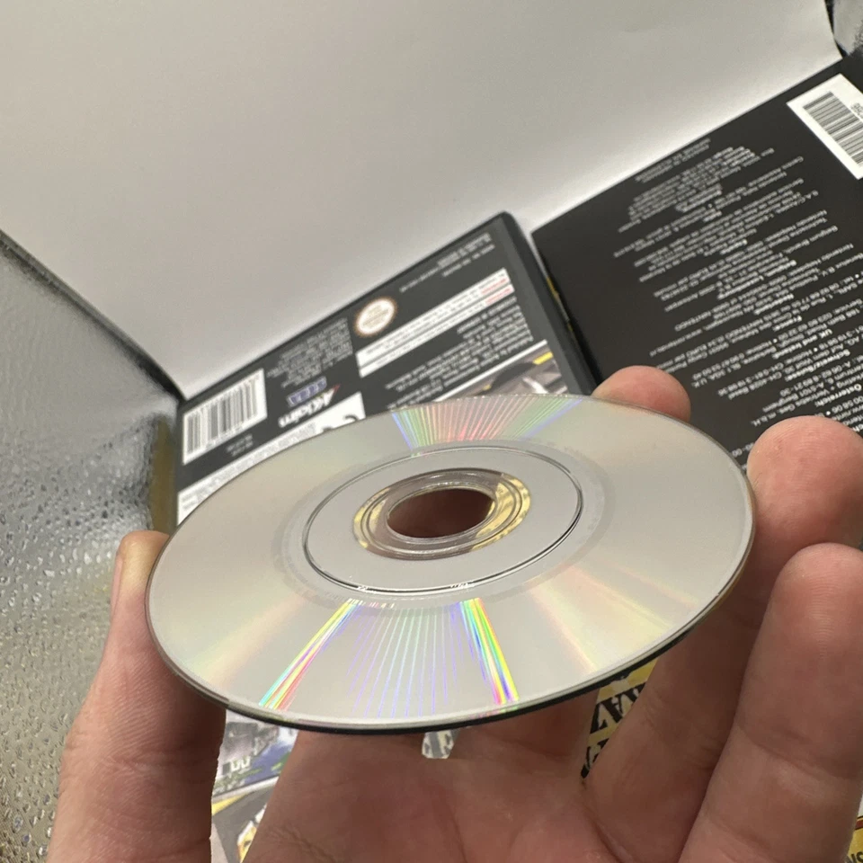 Crazy Taxi • Nintendo GameCube Game + Manual (2002) PAL • Complete • Acclaim - Image 2 of 4