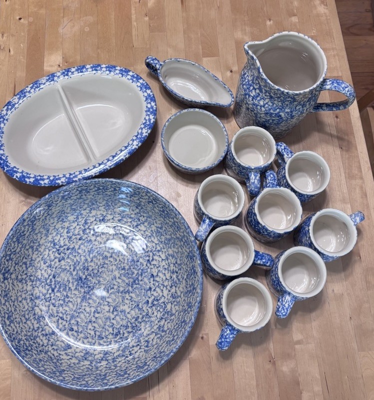 Vintage Robinson Ransbottom (RRP Co.) Blue Spongeware Pottery Set