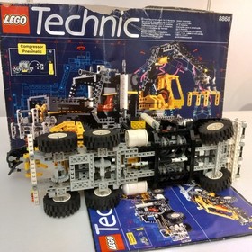 LEGO TECHNIC 8868 TRUCK CRANE AIR TECH CLAW RIG TRUCK PNEUMATIC ELECTRIC INCLUDED