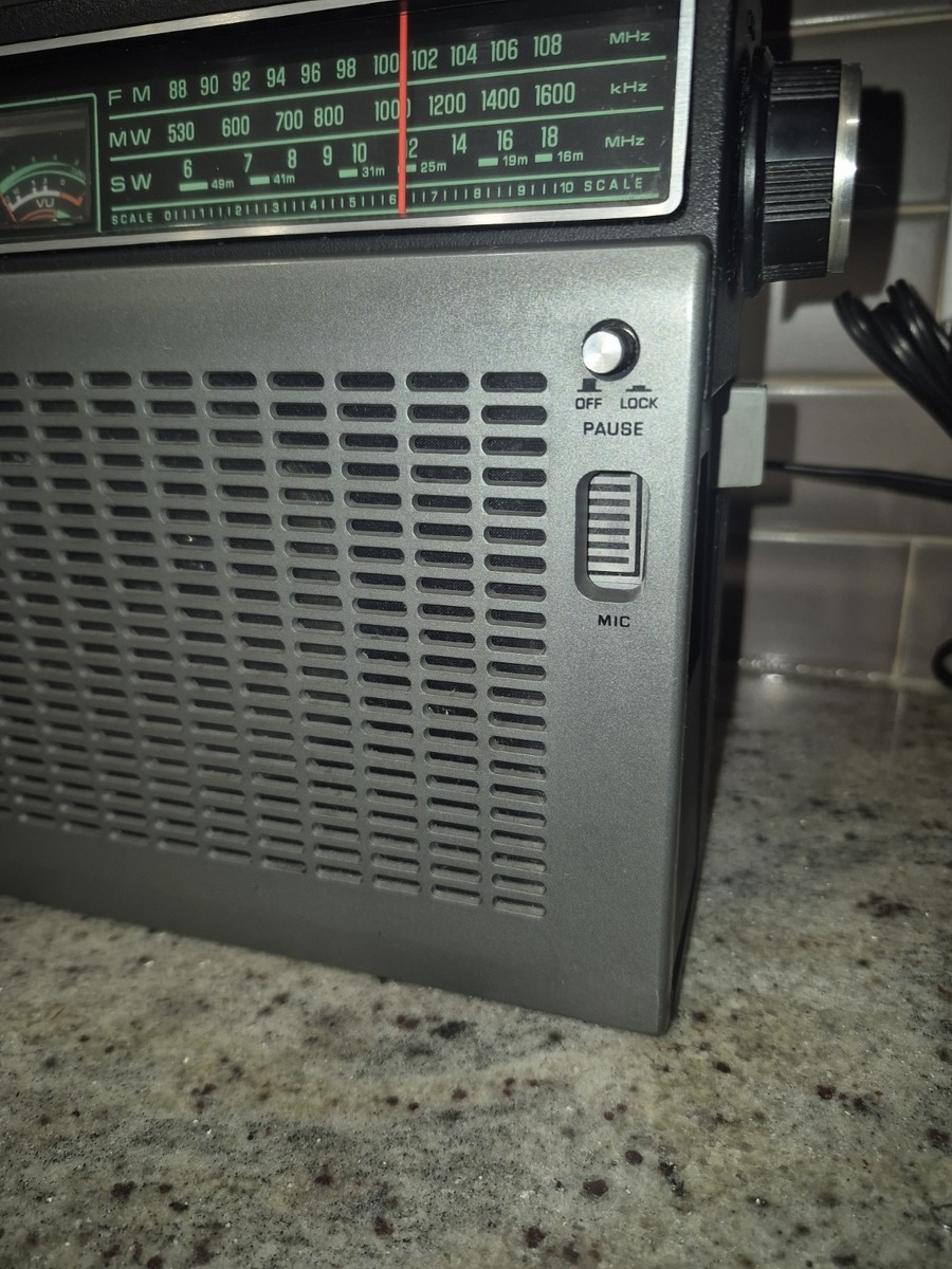 National RQ-448 FM/MW/SW 3-BAND RADIO CASSETTE RECORDER ラジオ